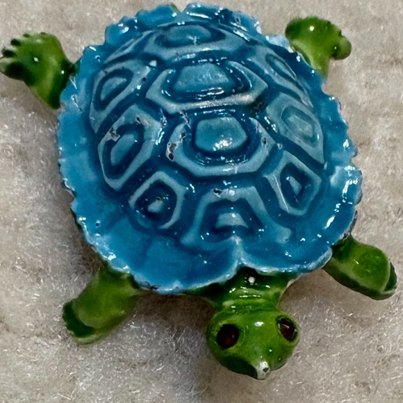 1  3/4” Turtle Tortoise Brooch Midcentury Modern Vintage - Picture 3 of 11